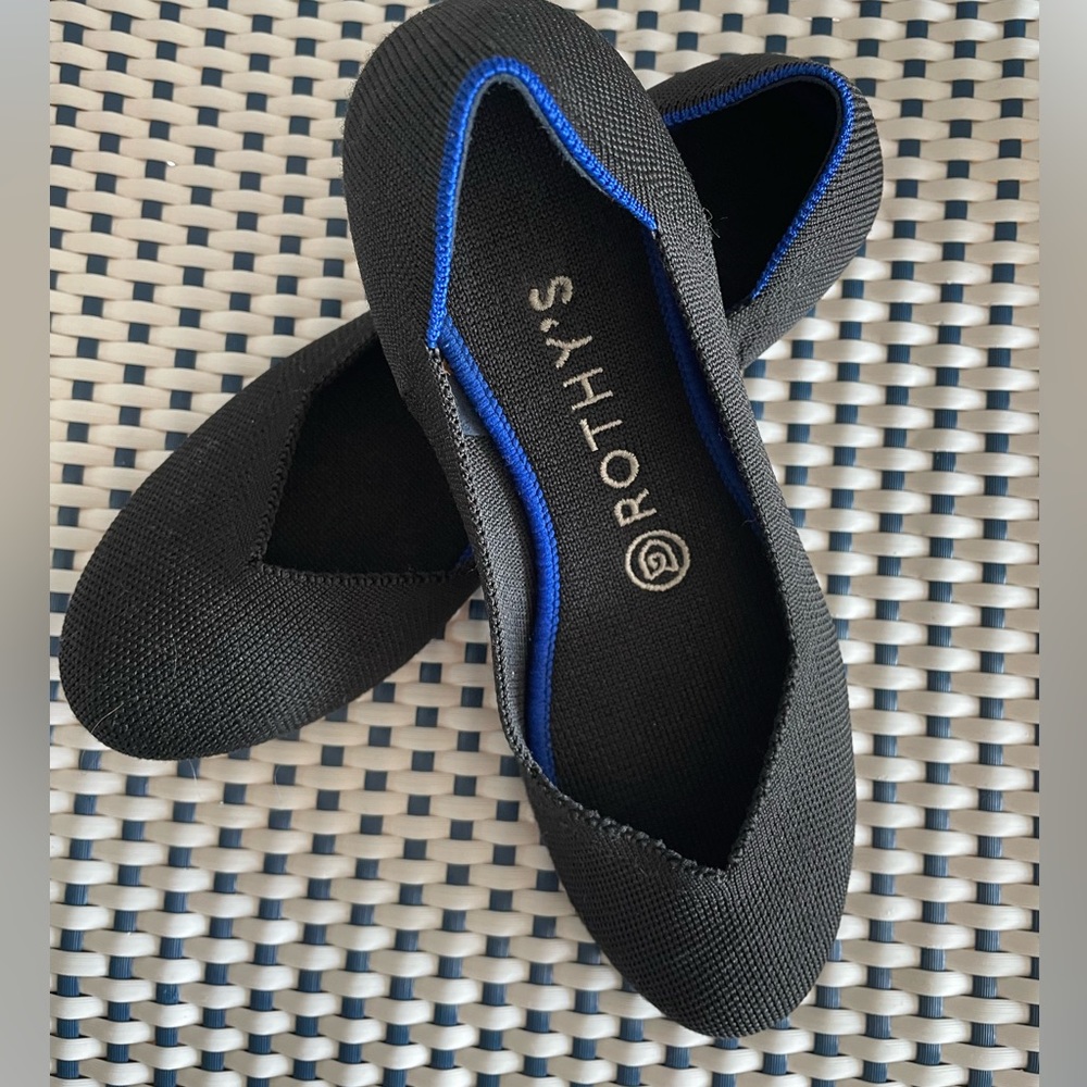 Rothy’s The Flat - black, size 7